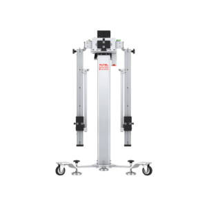 Estrutura modular portátil Autel MaxiSYS MA600 montada com lasers de posicionamento em frente a um veículo para calibração de câmera.